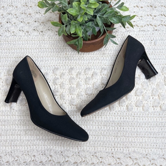 ETIENNE AIGNER Vintage Women’s Dreamer Heel Pumps Black Leather 7 - Picture 12 of 13